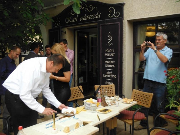 Elnök és főszerkesztő, Knezsik István és Koloszár Tamás - ideális munkamegosztás